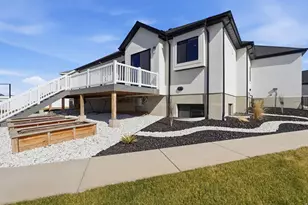 1437 W Valley Dr, Lindon, UT 84042 - Photo 51