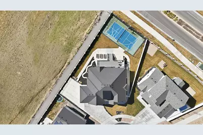 1437 W Valley Dr, Lindon, UT 84042 - Photo 53