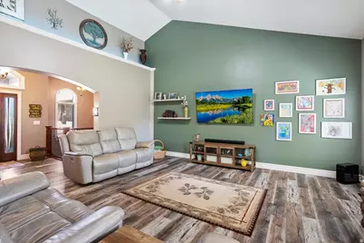 4388 N 250 W, Pleasant View, UT 84414 - Photo 7