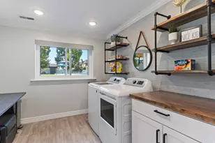 2011 W Hill St N, Kaysville, UT 84037 - Photo 27