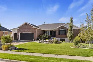 2011 W Hill St N, Kaysville, UT 84037 - Photo 1