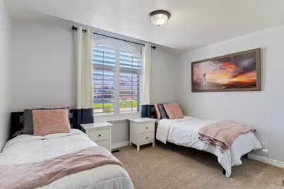 2011 W Hill St N, Kaysville, UT 84037 - Photo 17