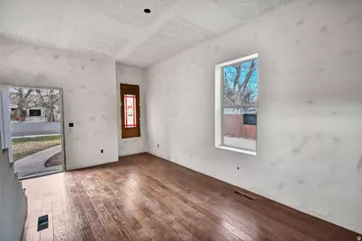 257 W 100 N, Richfield, UT 84701 - Photo 7