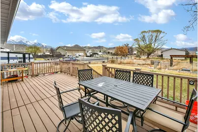 215 N Main St, Glenwood, UT 84730 - Photo 27