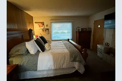 433 N 300 E, Price, UT 84501 - Photo 19