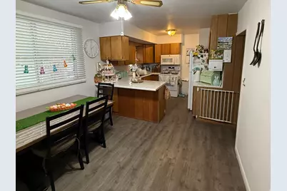 433 N 300 E, Price, UT 84501 - Photo 11