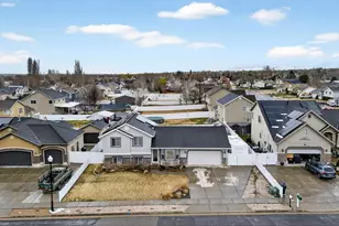 768 W 1090 N, Clinton, UT 84015 - Photo 21