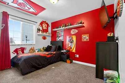 768 W 1090 N, Clinton, UT 84015 - Photo 13