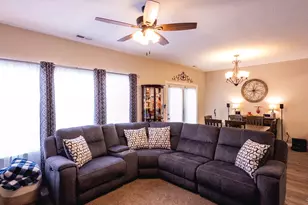 752 W Club Oaks Dr S, Sandy, UT 84070 - Photo 15