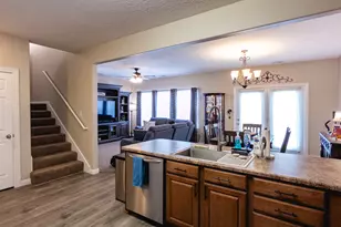 752 W Club Oaks Dr S, Sandy, UT 84070 - Photo 11