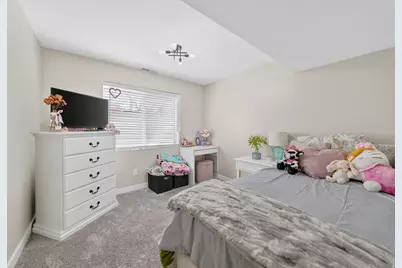 2004 E Juniper Dr N, Eagle Mountain, UT 84005 - Photo 21