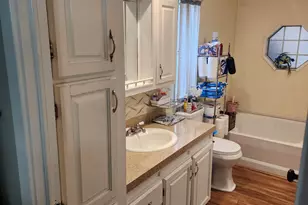 1142 W Barberry Dr S, Taylorsville, UT 84123 - Photo 15