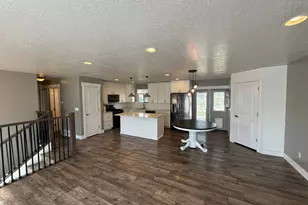 668 E 3050 N, North Ogden, UT 84414 - Photo 5