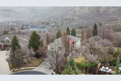 1296 E Oakwood Cir N, Alpine, UT 84004 - Photo 7