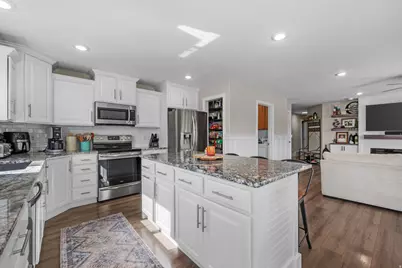 1685 S 825 W, Lehi, UT 84043 - Photo 11