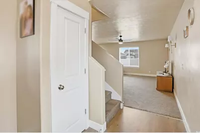 696 N Devonshire Dr, Saratoga Springs, UT 84045 - Photo 5