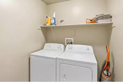 696 N Devonshire Dr, Saratoga Springs, UT 84045 - Photo 35