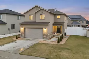 696 North Devonshire Drive, Saratoga Springs, UT 84045 - Photo 1