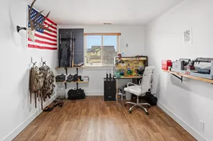 696 North Devonshire Drive, Saratoga Springs, UT 84045 - Photo 29