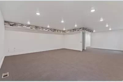 981 S Red Barn Dr, Santaquin, UT 84655 - Photo 31