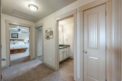 8026 S Cricket Ln W, West Jordan, UT 84081 - Photo 15