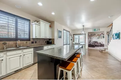 8026 S Cricket Ln W, West Jordan, UT 84081 - Photo 11