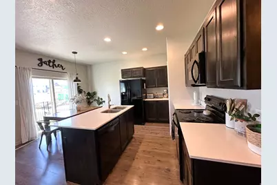 672 N 2560 E, Spanish Fork, UT 84660 - Photo 5