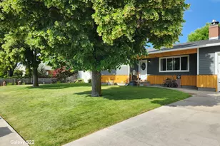 830 S 2100 W, Vernal, UT 84078 - Photo 3