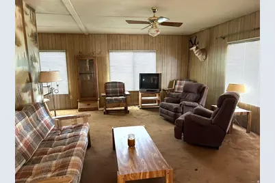 15 N 450 E, Escalante, UT 84726 - Photo 7