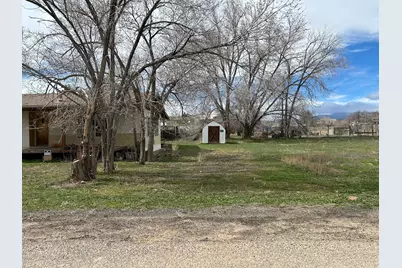 15 N 450 E, Escalante, UT 84726 - Photo 17