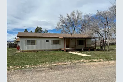 15 N 450 E, Escalante, UT 84726 - Photo 1