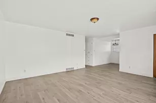 460 E 200 S, Provo, UT 84606 - Photo 15