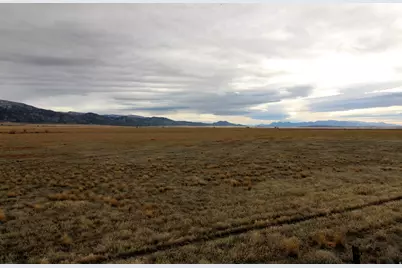 3338 W Crooked Ln, Levan, UT 84639 - Photo 1