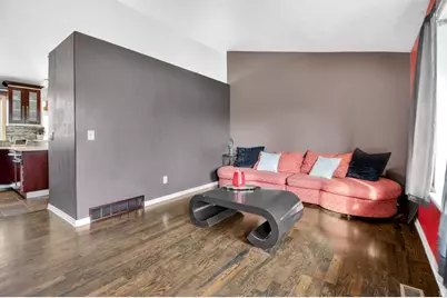 922 W 2100 S, Woods Cross, UT 84087 - Photo 5