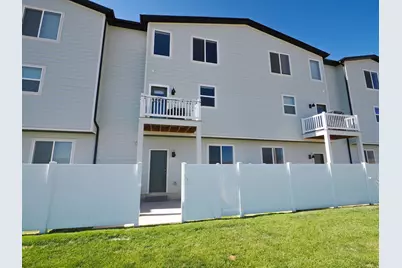 699 E Ryegrass Dr N, Eagle Mountain, UT 84005 - Photo 25