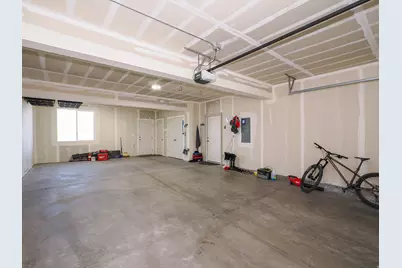 699 E Ryegrass Dr N, Eagle Mountain, UT 84005 - Photo 19