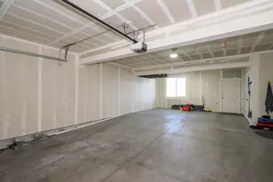 699 E Ryegrass Dr N, Eagle Mountain, UT 84005 - Photo 21