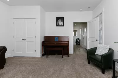 637 S 400 W W, Preston, ID 83263 - Photo 3