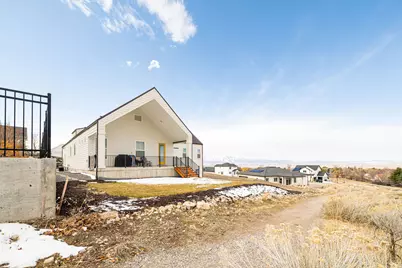 1959 E Deer Crest Cir N, Logan, UT 84341 - Photo 45