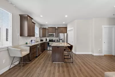 412 W McClellan Ct, Provo, UT 84601 - Photo 11