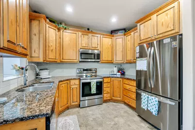 178 S 920 E, American Fork, UT 84003 - Photo 9