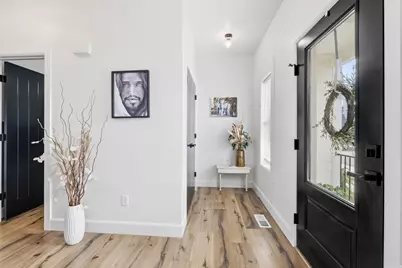 724 W 50 N, Hyrum, UT 84319 - Photo 3