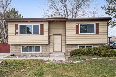 140 W 8710 S, Sandy, UT 84070 - Photo 3