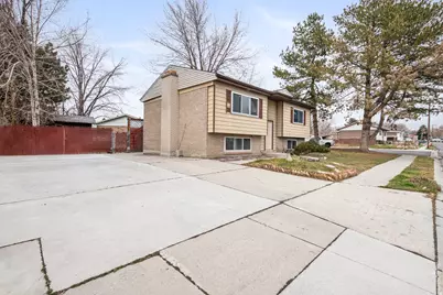 140 W 8710 S, Sandy, UT 84070 - Photo 1