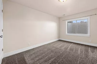 802 E 1120 N, Tooele, UT 84074 - Photo 27