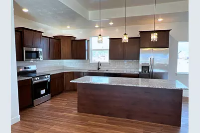 170 N 100 W, Centerfield, UT 84622 - Photo 7