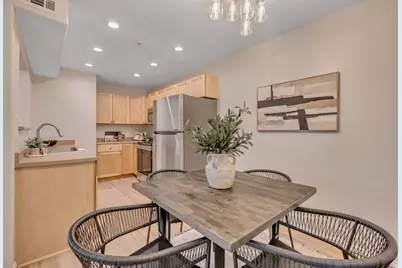 325 W 700 N #14, Salt Lake City, UT 84103 - Photo 7