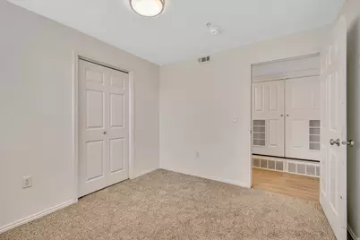 325 W 700 N #14, Salt Lake City, UT 84103 - Photo 11