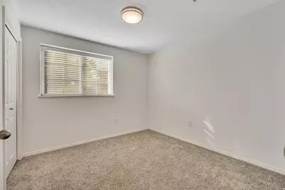 325 W 700 N #14, Salt Lake City, UT 84103 - Photo 13