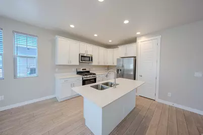 2764 N 990 W, Lehi, UT 84043 - Photo 9